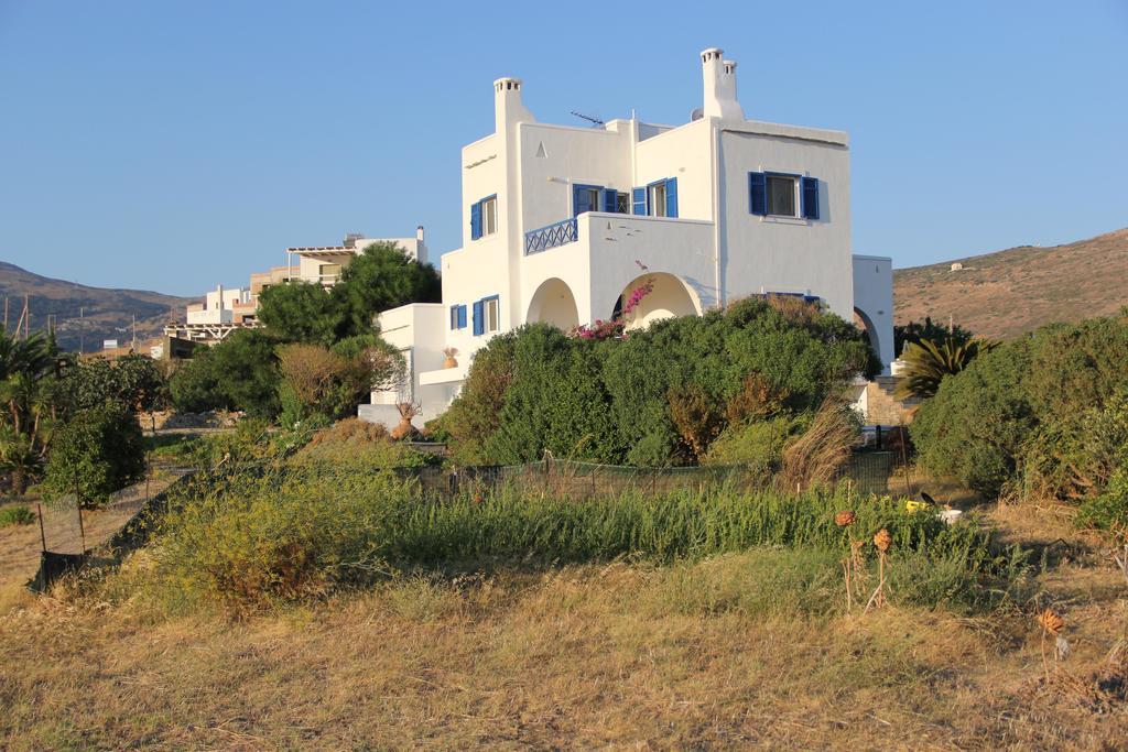 Villa Kiriaki Гаврион Екстериор снимка
